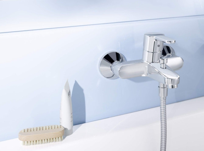 Einhand-AP-Badebatterie Hansaprimo