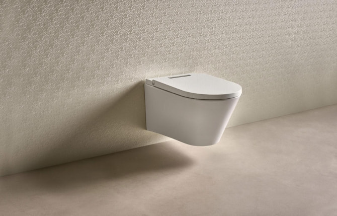 One Dusch-WC komplett wandhängend