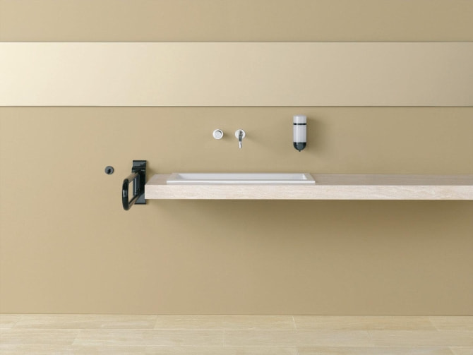 Stützklappgriff Hewi 600mm reinweiss