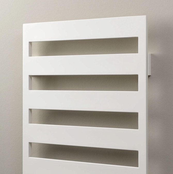 Casteo Design-Heizkörper RAL 9016